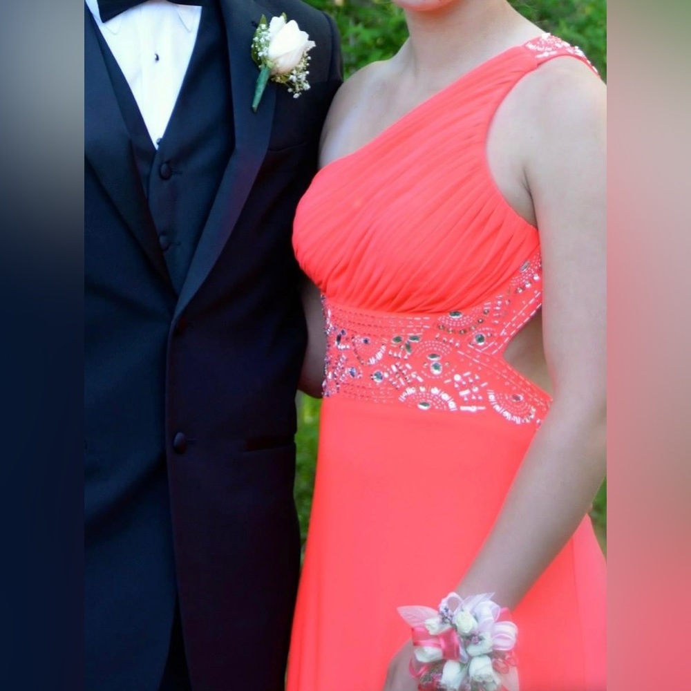 ONE SHOULDER PROM DRESS - Picture 8 of 9